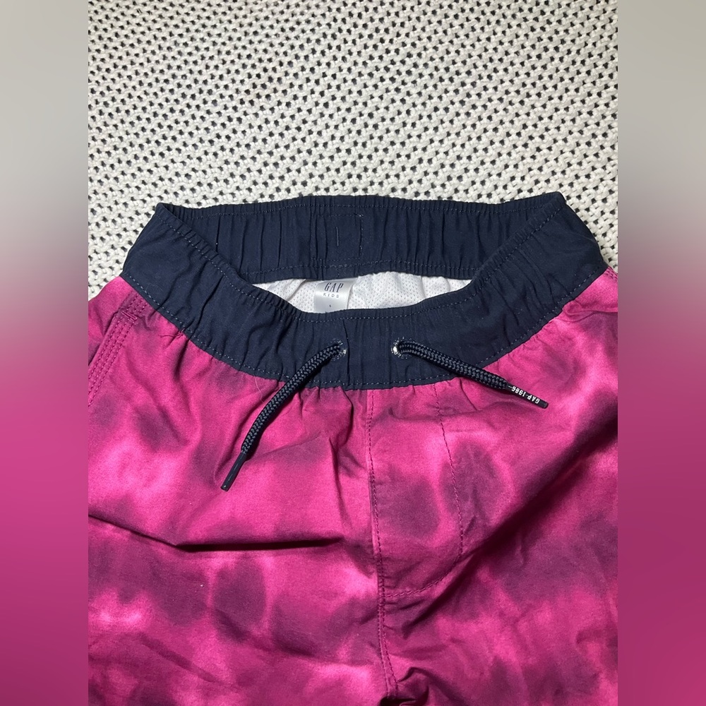 KIDS GAP SIZE SMALL SWIM PANTS